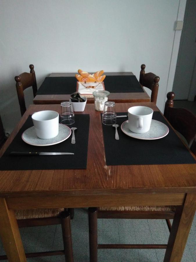 Les Greniers De Blanche Bed and Breakfast Le Vivier-sur-Mer Εξωτερικό φωτογραφία