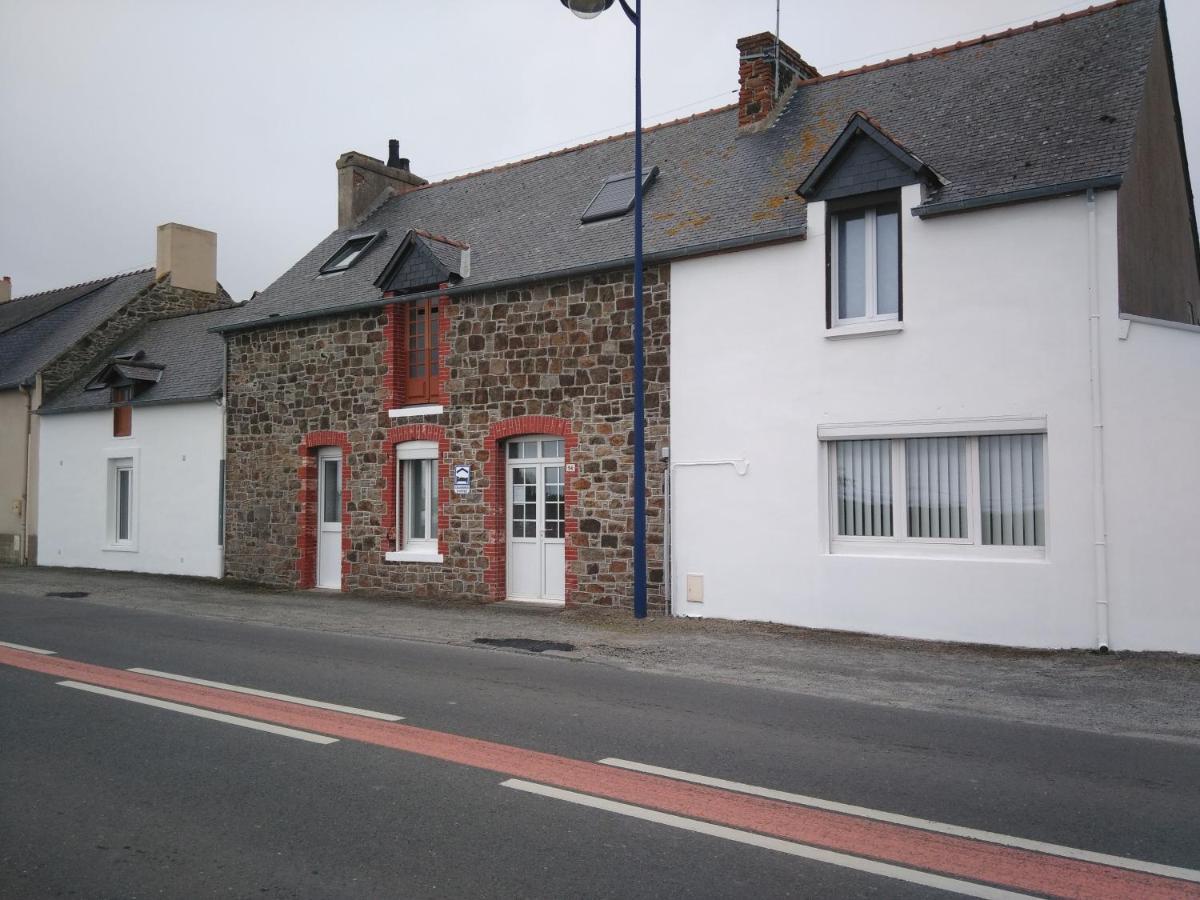 Les Greniers De Blanche Bed and Breakfast Le Vivier-sur-Mer Εξωτερικό φωτογραφία